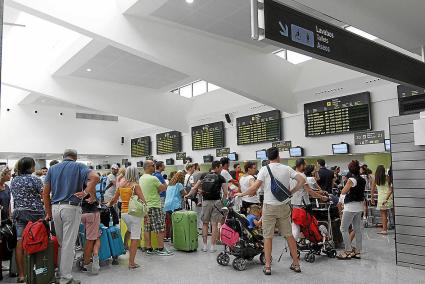 La previsión de llegada de pasajeros ha caído notablemente en las últimas semanas.