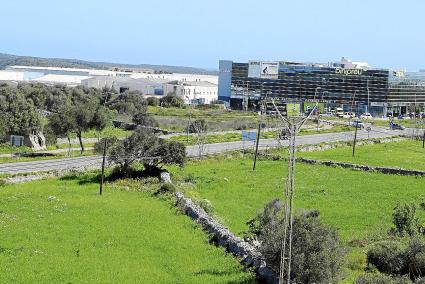 El polígono industrial de Maó es la zona de la Isla que acumula, con diferencia, más grandes establecimientos comerciales.