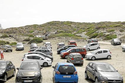 La medida prevé terminar con el aparcamiento descontrolado en la zona