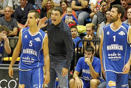 El técnico del Bàsquet Menorca y el equipo, ambiciosos hasta el final