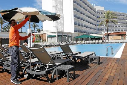 La mayoría de hoteles se esperan al primer fin de semana de mayo para abrir sus puertas