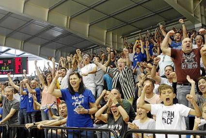 La grada de Bintaufa, entregada durante la fase de ascenso a LEB Plata