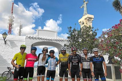 El recorrido clásico del actor y presentador junto a un grupo de amigos es la subida a El Toro