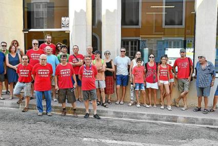 Unas treinta personas apoyaron a los dos activistas querellados, el pasado mes de julio