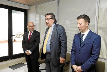 Juanjo Villalonga, Josep Vilaseca y Borja Rodríguez Dopazo, en el acto celebrado ayer en Maó.