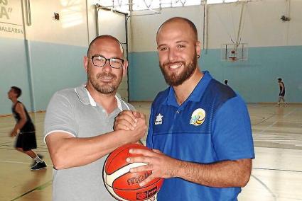 Rosendo Pons y Adrià Cabanillas sellan la renovación del técnico