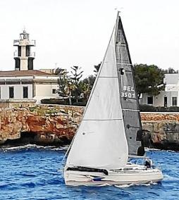 Velero llegando a Ciutadella