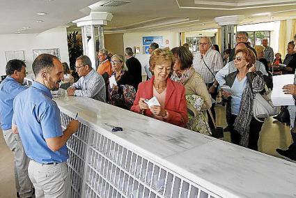 Peligra la llegada de los primeros turistas del Imserso a mediados de octubre.