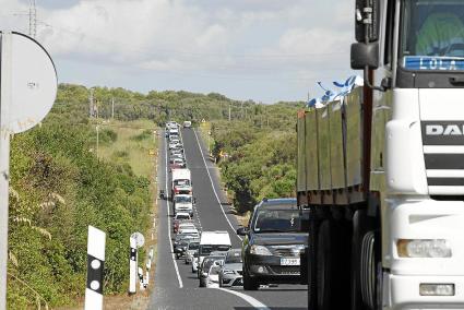 Menorca Mao / Gemma Andreu / Accidente trafico / colas coches / reten