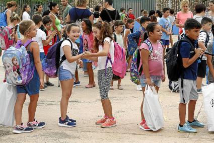 Imagen de la ‘vuelta al cole’ del año pasado que se repetirá mañana en los centros de la Isla.