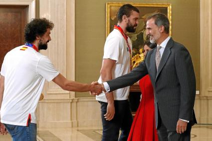 Los reyes reciben en audiencia a la selección española de baloncesto