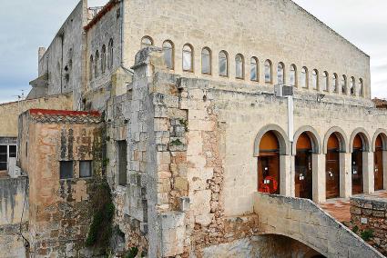 LA MURADA DE CIUTADELLA EL REIAL ALCASSER Y EL BASTIO DEL GOVERNADOR SERAN OBJETO DE UNA REFORMA.