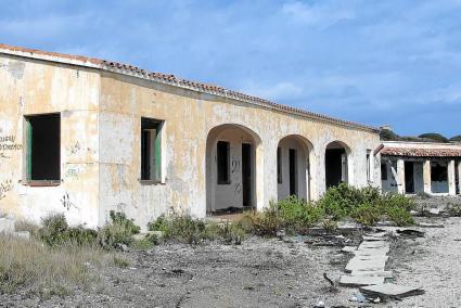 MENORCA. DESTROZOS. VIENTO. TORMENTA ESTIVAL. DESPERFECTOS. DERRUMIENTOS. RESCATES.