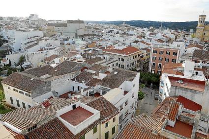 El programa permitirá ayudará al Consell a localizar los inmuebles anunciados sin licencia.