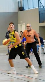 El Pinta B Es Castell, con paso firme en la Liga Balear