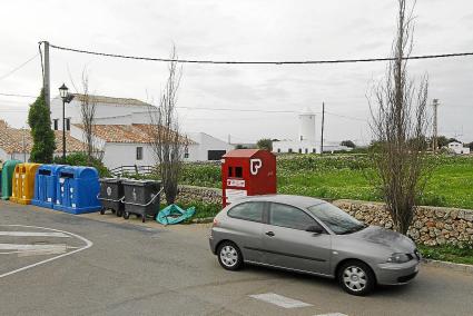 La zona de ampliación está en la finca contigua situada al norte del actual aparcamiento.