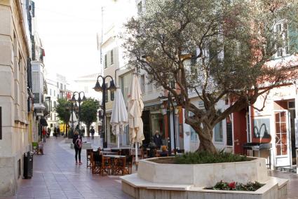 Poca actividad en el centro de Maó