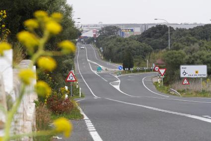 La carretera general luce a diario con mucha menos actividad de lo que viene siendo habitual.