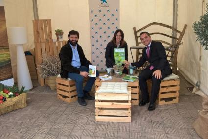 MENORCA - Toyo Tudurí en el estand de AgroBank, en la Fira del Camp.