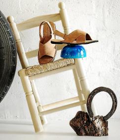 Imagen del modelo infantil de la sandalia Upcycled.