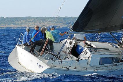 El «Alba III» durante el Trofeo Viejo Club