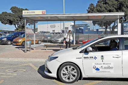 Menorca Es Migjorn / Gemma Andreu / parada bus / primer dia servicio