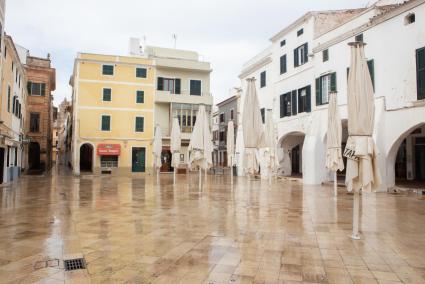 menorca covid-19 coronavirus estat d'alarma dades de l'atur bars i restaurants tancats