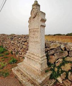 El monolito en memoria del alcalde de Es Castell asesinado en 1936