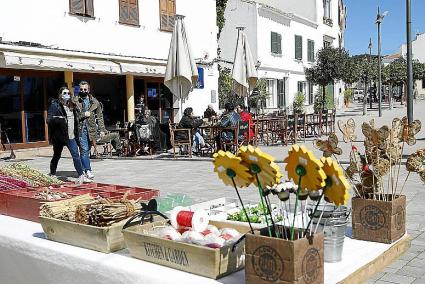 Menorca Es Mercadal / Gemma Andreu / feria " Fira de Stocs i tapes" /