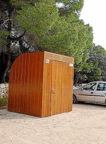 CIUTADELLA. SERVICIOS. El Camí de Cavalls incorpora 8 sanitarios públicos a su trazado.