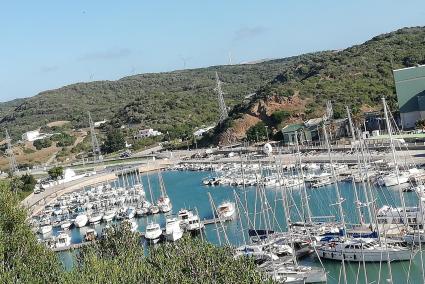 Se investigan 154 amarres del Port de Maó.