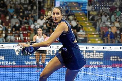 Gemma Triay, durante el partido de este sábado en Córdoba