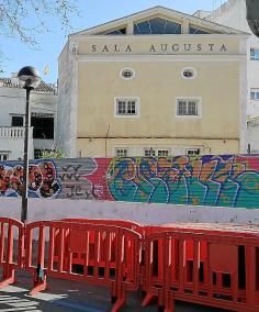 MAHON. URBANISMO. El Govern realiza catas en la Sala Augusta para ajustar el proyecto.