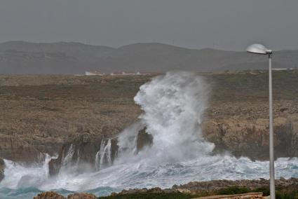 Imagen de archivo de un temporal en Menorca.