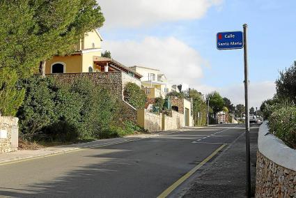 Una calle de la urbanización de Torre-solí, donde se sustituirá la iluminación.