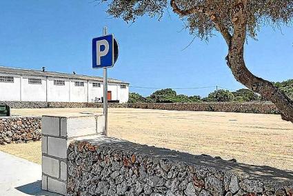 El Ayuntamiento de Es Castell ha habilitado el nuevo aparcamiento provisional del polígono industrial del municipio