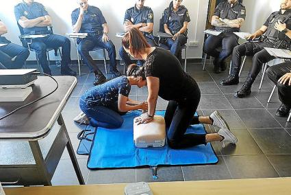 Los agentes aprendieron técnicas de RCPy uso del DESA.