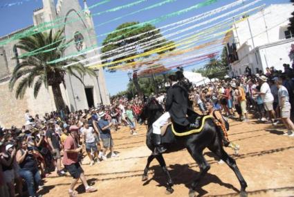 Sant Gaietà duu la festa a Llucmaçanes