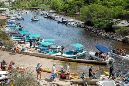 El torrente de Cala Galdana, donde se concentran varias empresas de alquiler de barcas, una de las zonas que vigilan los inspectores