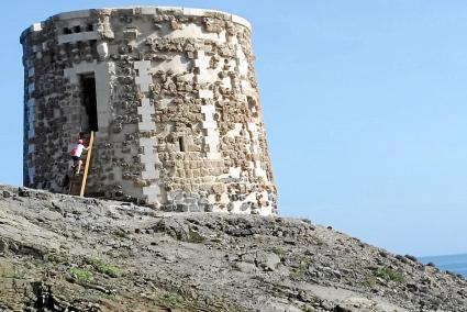 La torre de Rambla torna a lluir una vegada restaurada