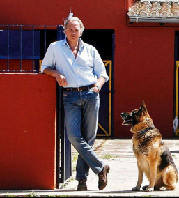 Bertín Osborne ofrece una recompensa «importante» para quien encuentre a su perro