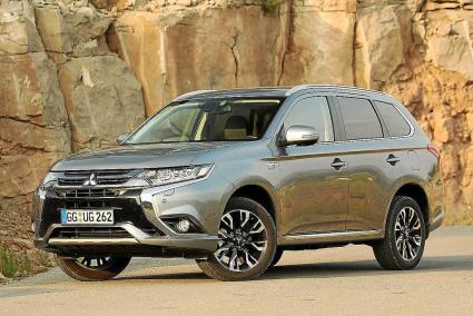 Mitsubishi Outlander 2016