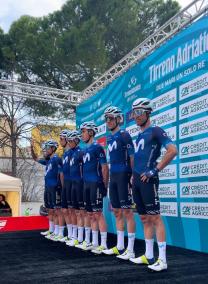 Torres, en primer término, en la última Tirreno Adriático.