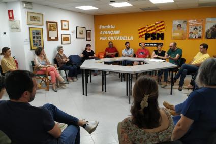 Imagen de la reunión de este jueves del PSM-Més per Menorca