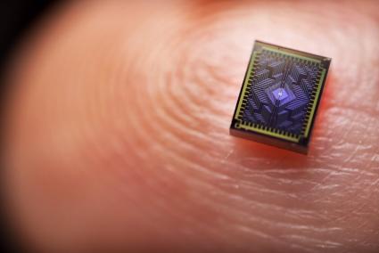 Intel impulsa la computación cuántica con Tunnel Falls, su primer chip qubit de espín de silicio