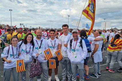 Imagen de la expedición de Menorca, ayer durante la ceremonia de apertura vivida en Guernsey.