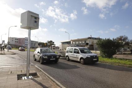 El radar que controla la velocidad en el polígono de Maó