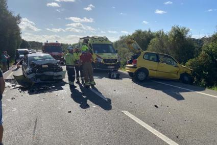 El accidente ha ocurrido en la carretera que va de Maó a Fornells.