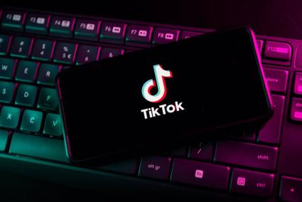 TikTok permite publicar contenido directamente desde plataformas de terceros, como Adobe Premiere o Twitch