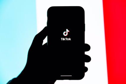 TikTok relaja los requisitos de acceso a su programa de recompensas por la creación de efectos populares